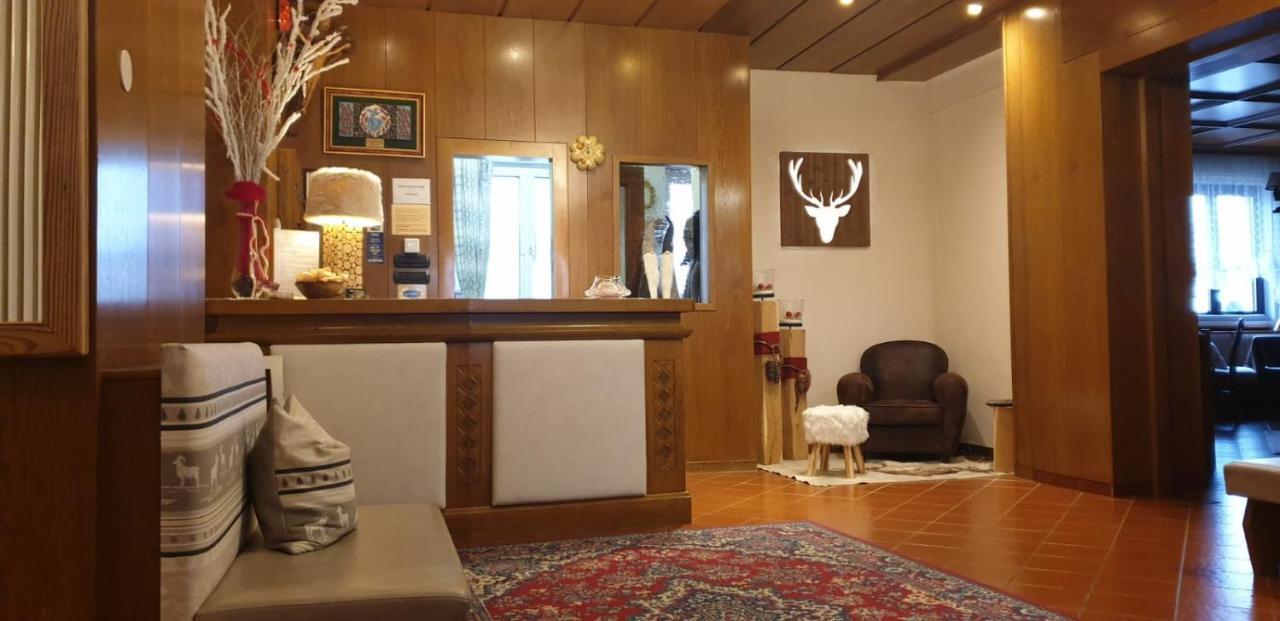 Albergo Bernard Canazei Εξωτερικό φωτογραφία