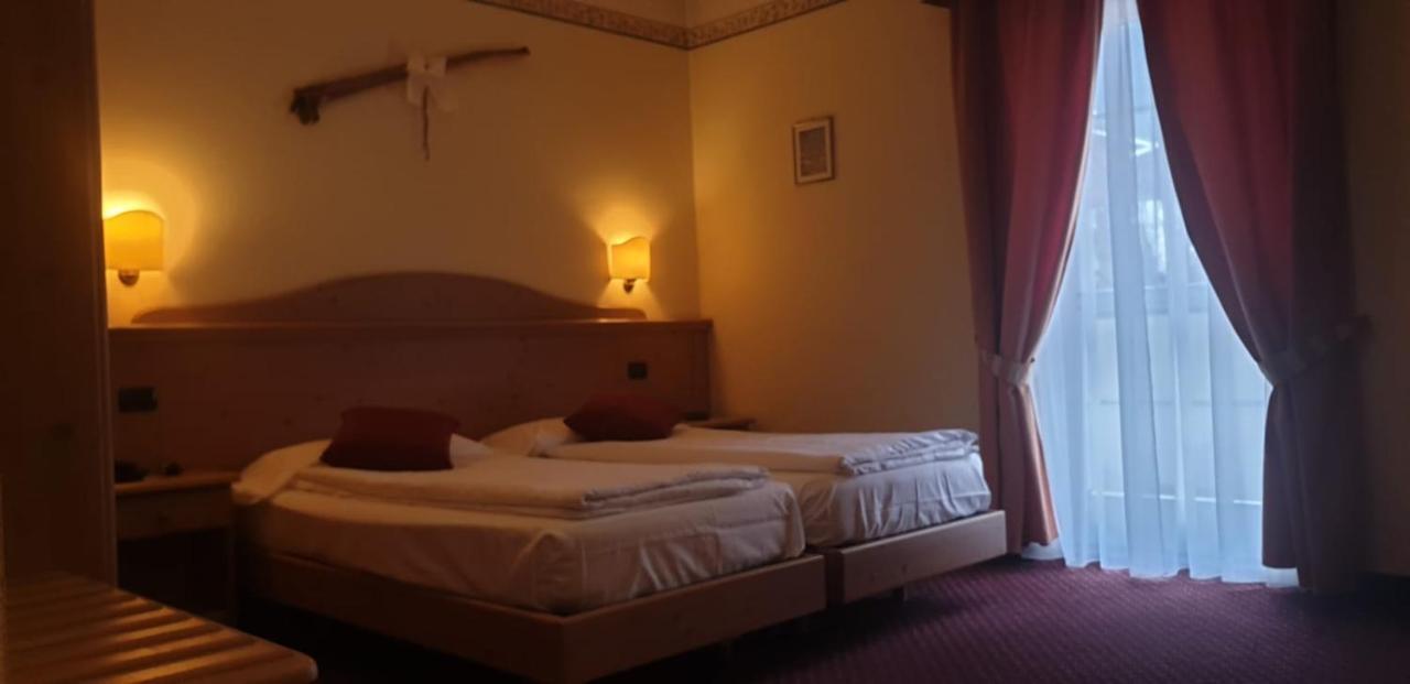 Albergo Bernard Canazei Εξωτερικό φωτογραφία